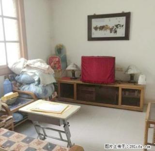 百花园一期 一楼 82平米 2房带院子 急租 - 淮南28生活网 hn.28life.com
